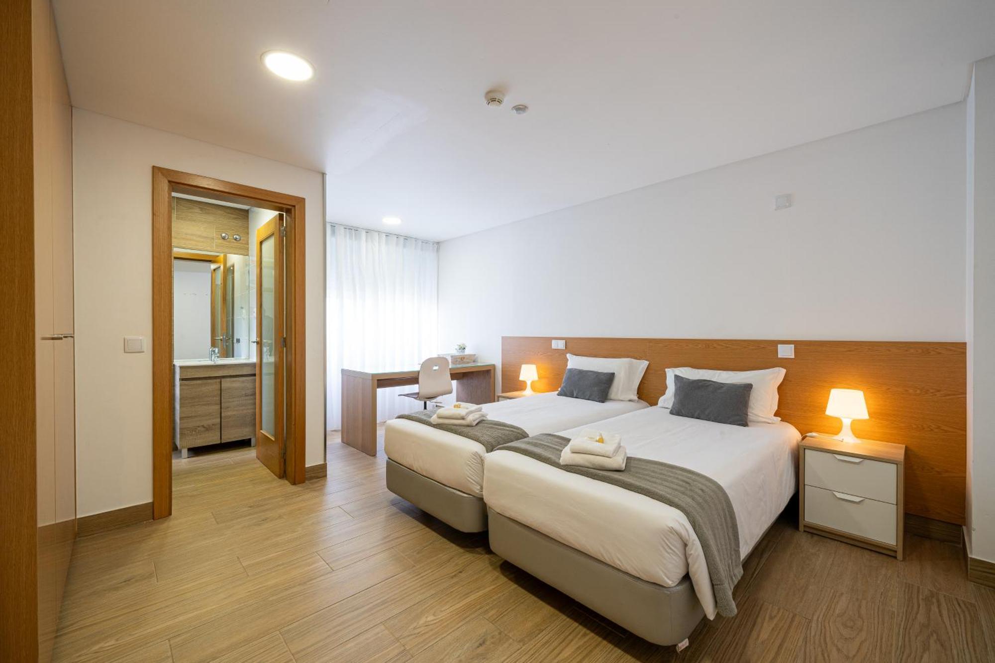 Central Suites 3 Sao Joao da Madeira Bagian luar foto