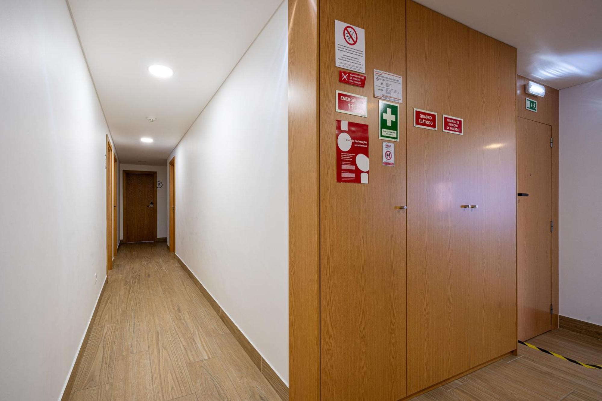 Central Suites 3 Sao Joao da Madeira Bagian luar foto