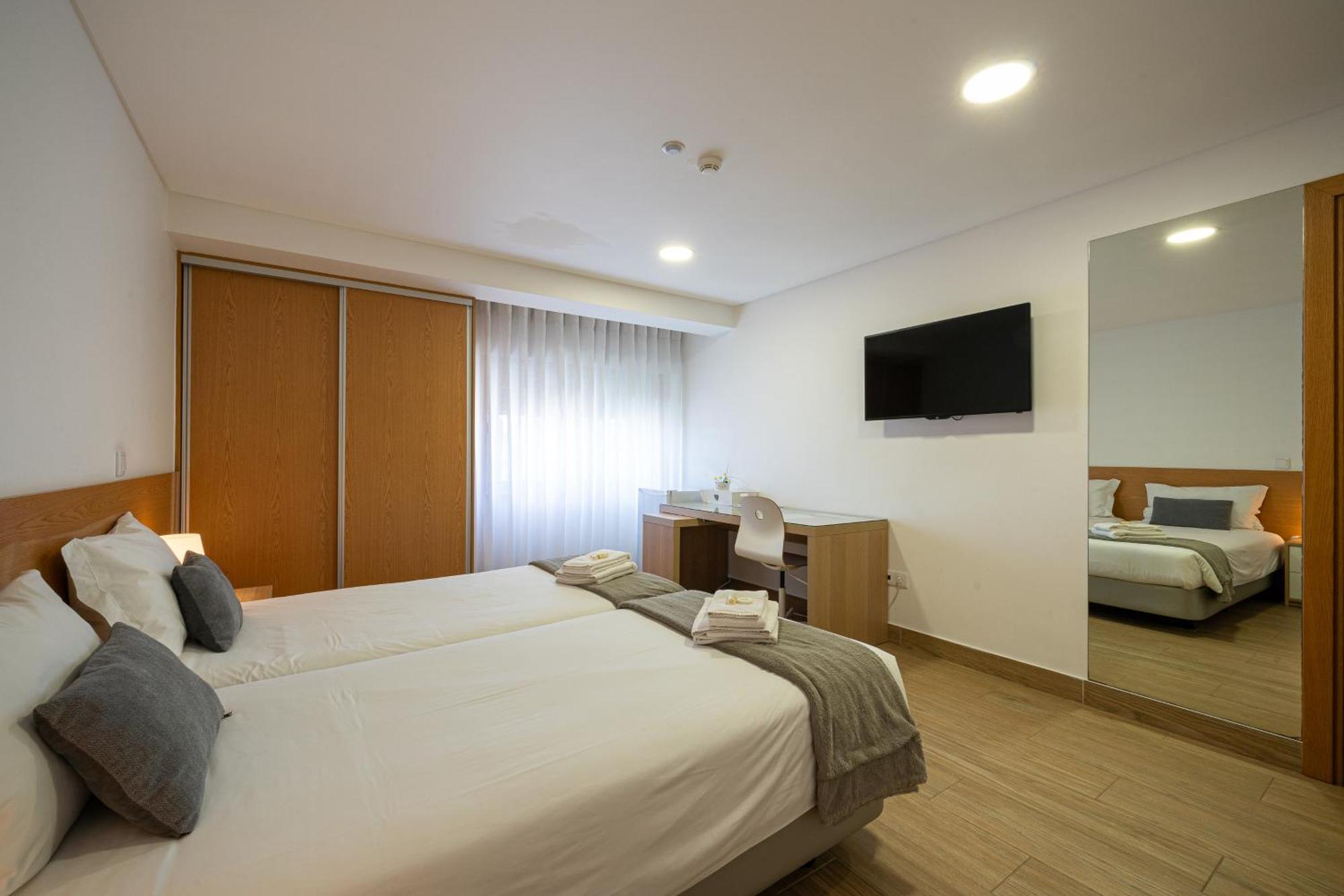 Central Suites 3 Sao Joao da Madeira Bagian luar foto