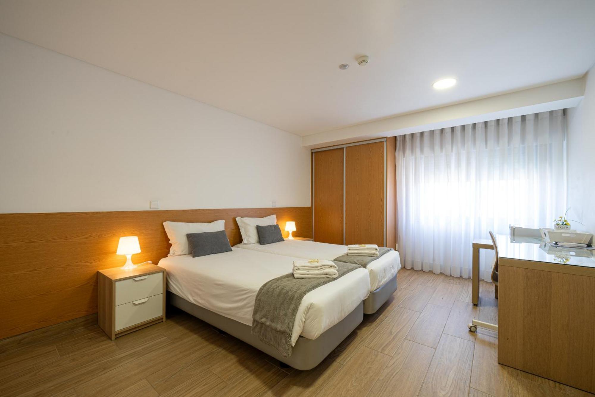 Central Suites 3 Sao Joao da Madeira Bagian luar foto