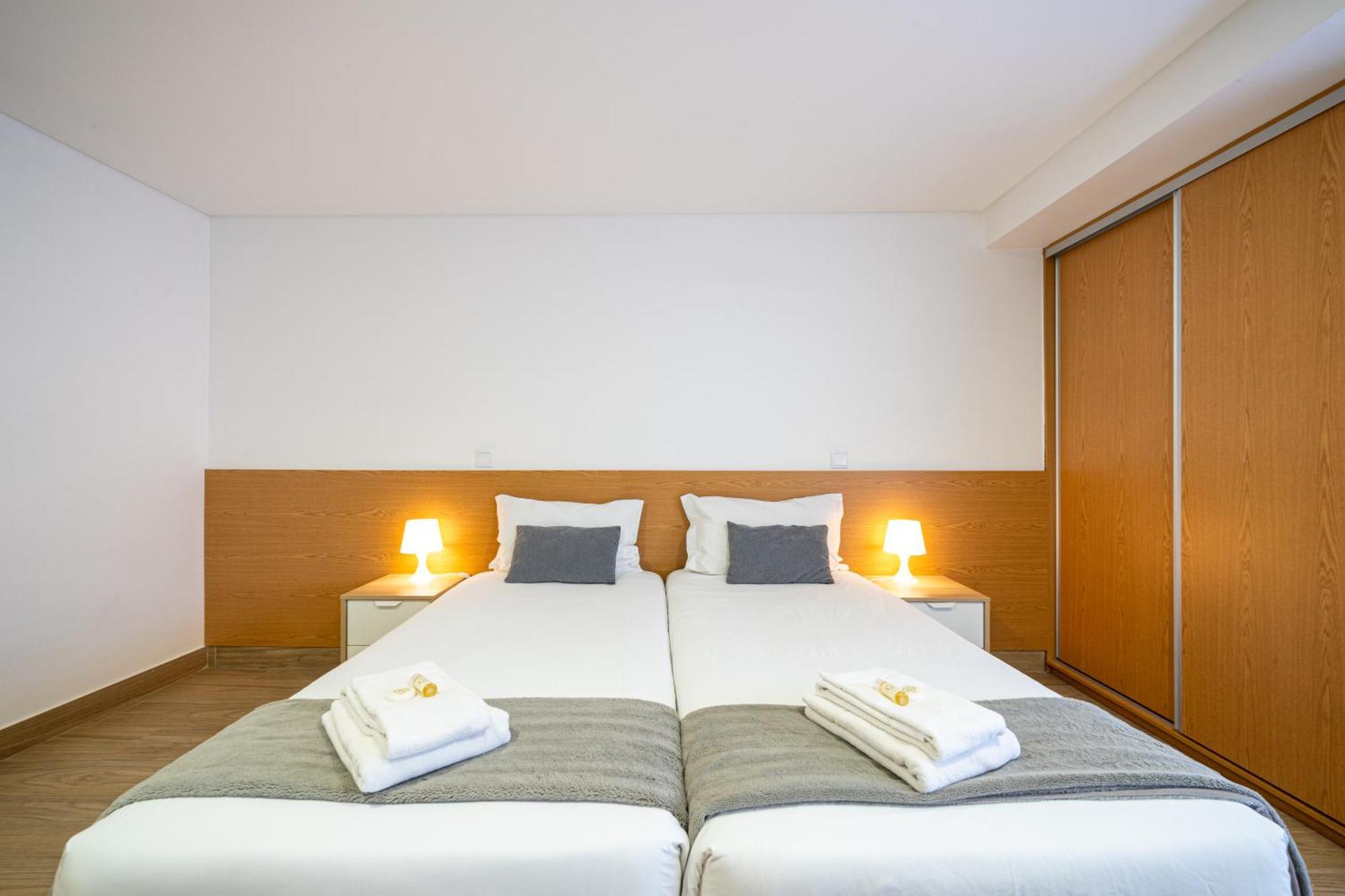 Central Suites 3 Sao Joao da Madeira Bagian luar foto