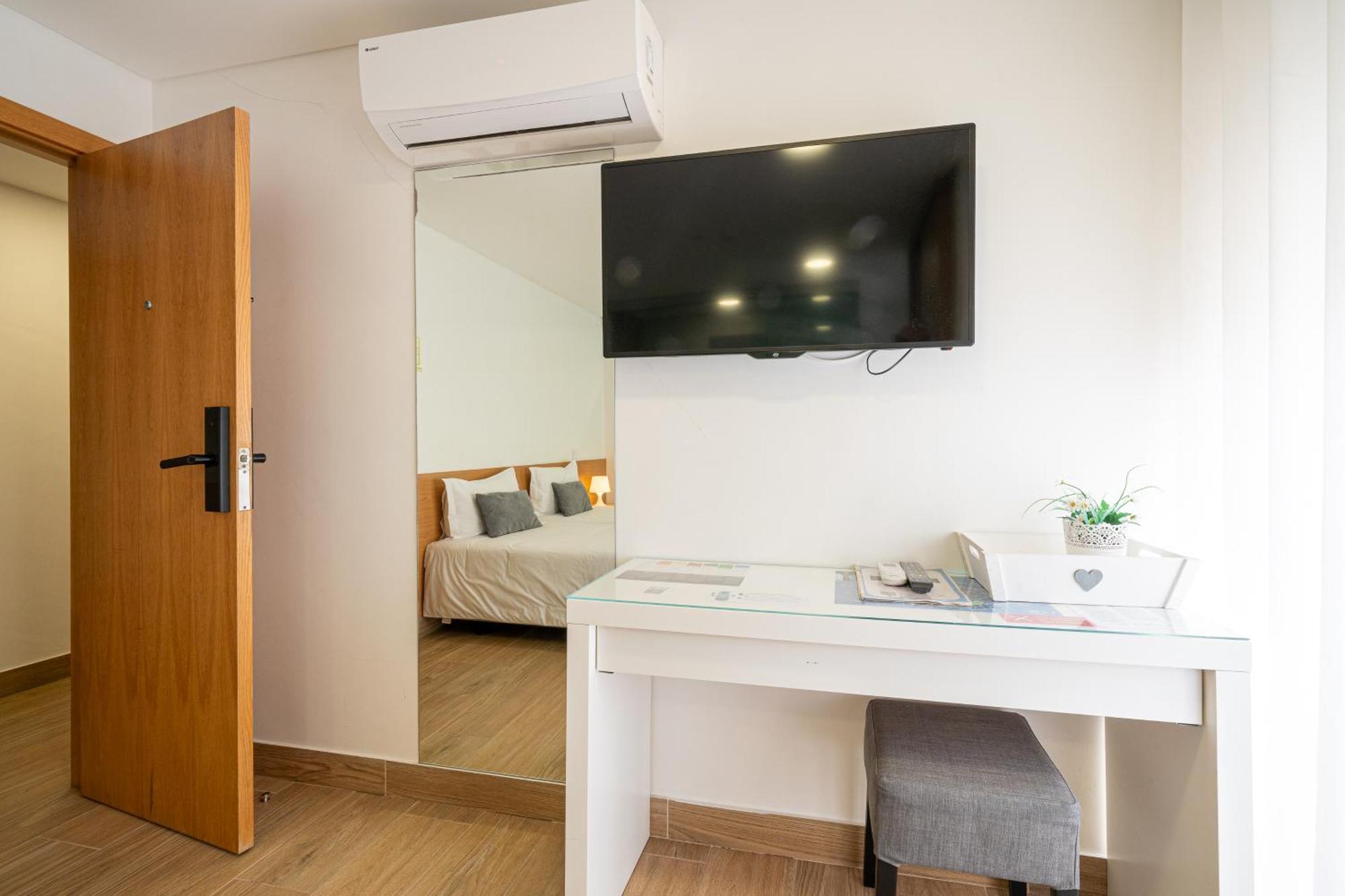 Central Suites 3 Sao Joao da Madeira Bagian luar foto